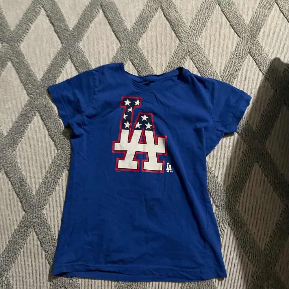 La Dodgers shirt